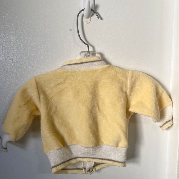 Peter Rabbit Baby Sweater with Rabbit Embroidery - Picture 2 of 2